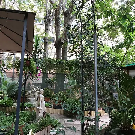 La Casa Di Elena * روما