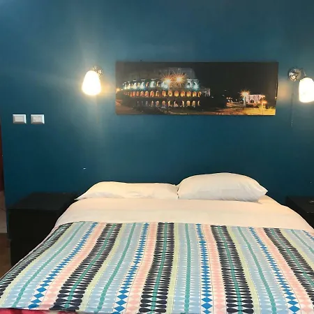 La Casa Di Elena * روما